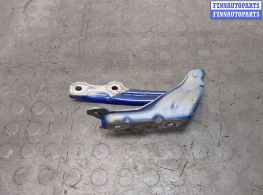 купить Петля капота на Skoda Octavia (A7) 2013-2023