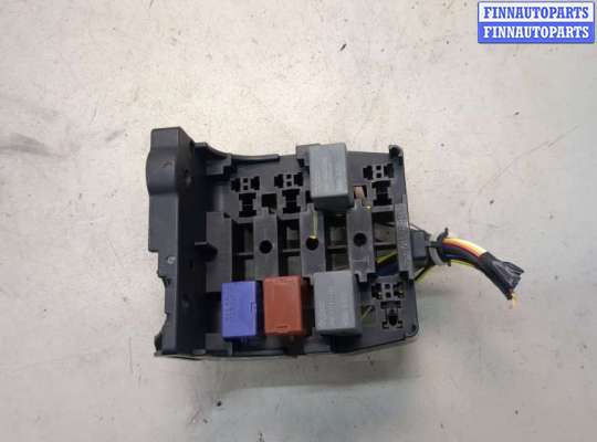 купить Блок предохранителей на Toyota Corolla E15 2006-2013