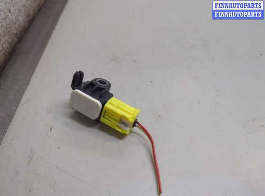 Купить Датчик удара на Infiniti QX56 2010-2013 Датчик удара NS985289 на Infiniti QX56 2010-2013
