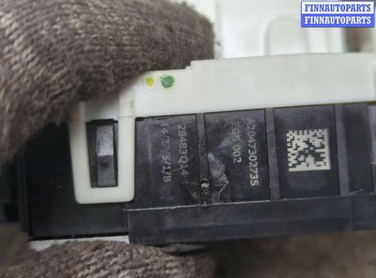 Замок боковой двери на Mercedes-Benz ML / GLE (W166)