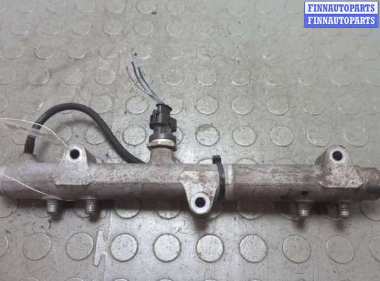 купить Рампа (рейка) топливная на Chrysler Voyager 2000-2007