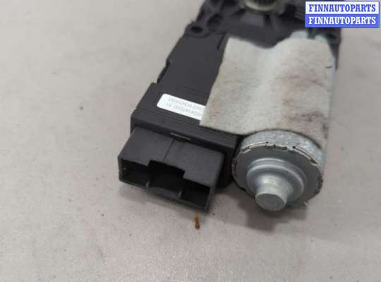 Моторчик люка на Chevrolet Malibu IX