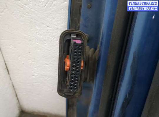 купить Замок двери на Volkswagen Golf 5 2003-2009