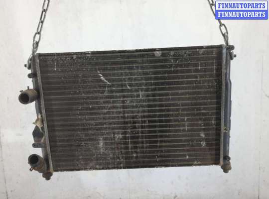 купить Радиатор охлаждения двигателя на Renault Megane 1996-2002