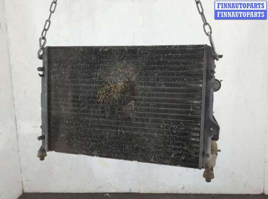 купить Радиатор охлаждения двигателя на Renault Megane 1996-2002
