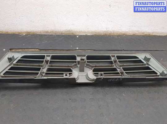 купить Решетка радиатора на Subaru Forester (S10) 1997-2002