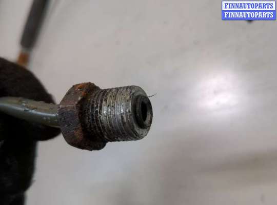 Патрубок (трубка, шланг) на Honda Crosstour