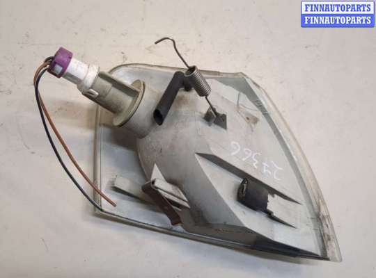 Поворотник передний на Volkswagen Passat B5 (3B)