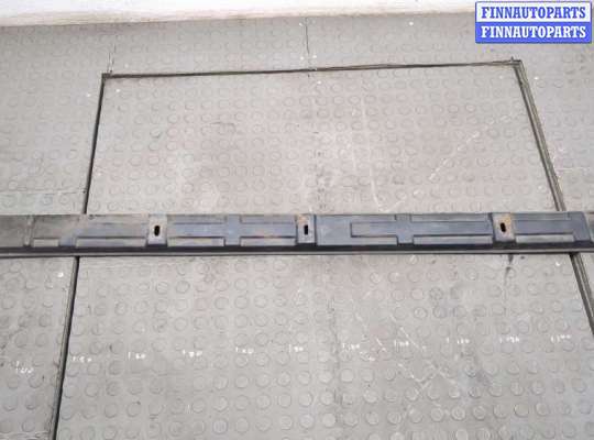 Кронштейн порога MB1575763 на Mercedes ML W164 2005-2011