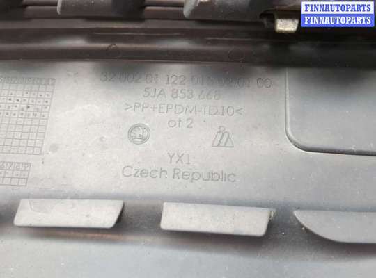 купить Решетка радиатора на Skoda Rapid 2012-2020