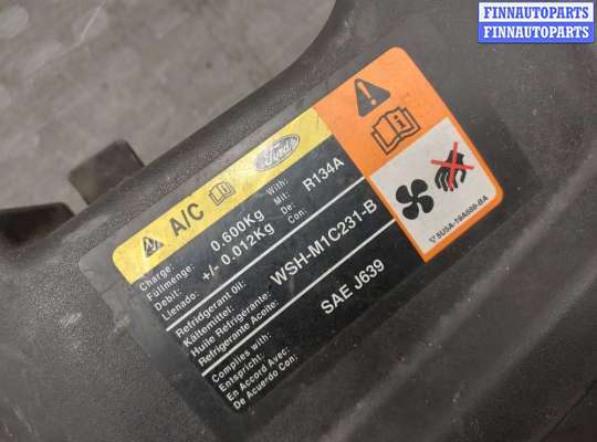 купить Решетка радиатора на Ford Kuga 2008-2012