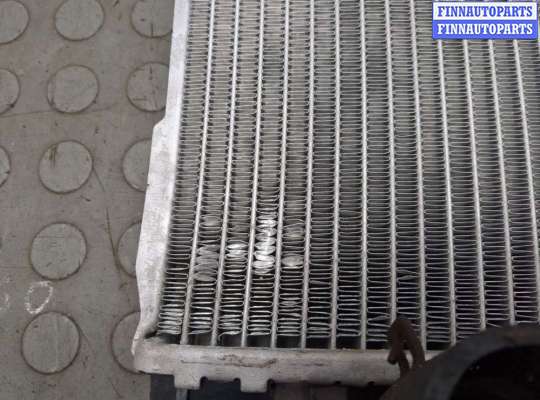 купить Радиатор охлаждения двигателя на Hyundai Santa Fe 2005-2012