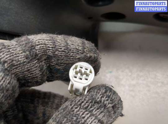 купить Зеркало боковое на Toyota Corolla E12 2001-2006