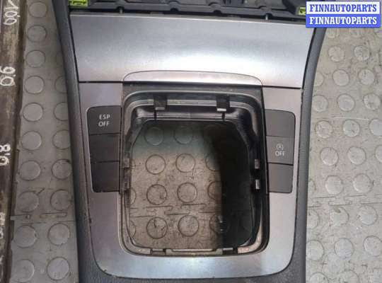 купить Консоль салона (кулисная часть) на Volkswagen Passat 6 2005-2010