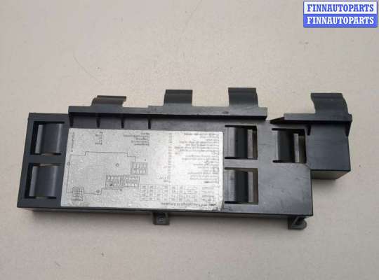 купить Крышка блока предохранителей на BMW 5 E34 1988-1995