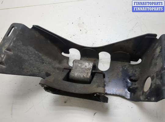 Подушка крепления КПП MB1456435 на Mercedes Viano