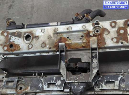 Панель передняя (телевизор) на Ford Focus I