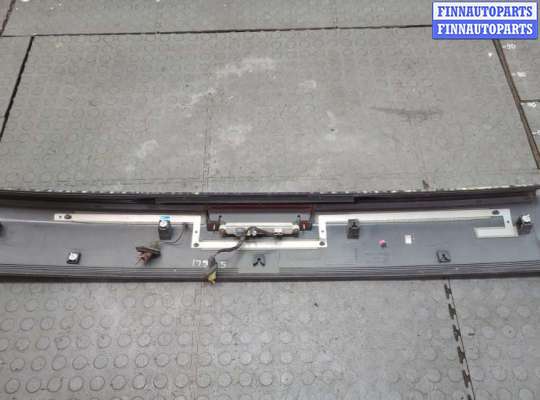 купить Накладка крышки багажника (двери) на Honda Ridgeline 2005-2014