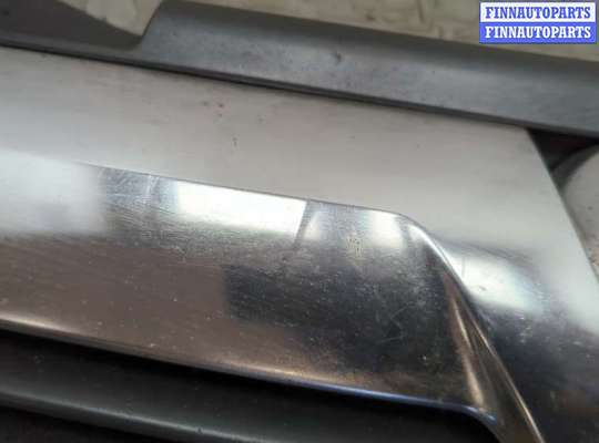 купить Решетка радиатора на Opel Zafira B 2005-2014