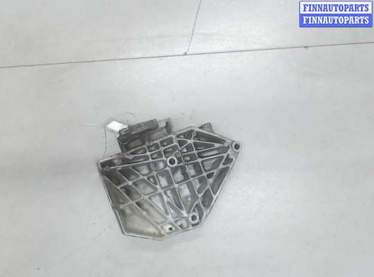 купить Кронштейн компрессора кондиционера на Volkswagen Passat 5 1996-2000