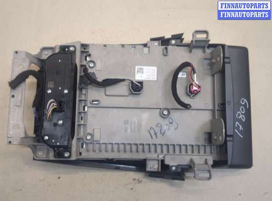 Дисплей бортового компьютера на Ford Edge (CD4)