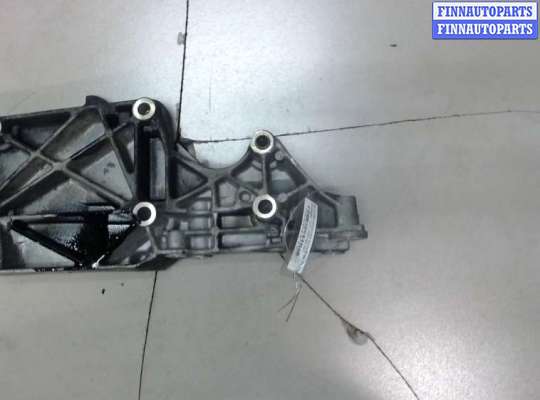 Кронштейн компрессора кондиционера VG2303331 на Volkswagen Golf 5 2003-2009