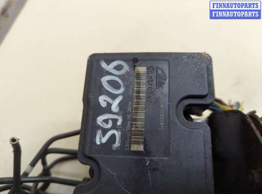 купить Блок АБС, насос (ABS, ESP, ASR) на Toyota Yaris 2005-2011