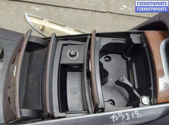 купить Консоль салона (кулисная часть) на Mercedes R W251 2005-2017