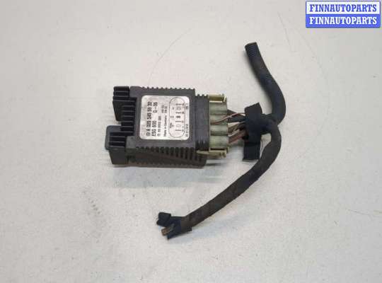 Блок управления вентиляторами CRS5802 на Chrysler Crossfire 2003-2008