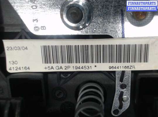 Подушка безопасности водителя PG626466 на Peugeot 206