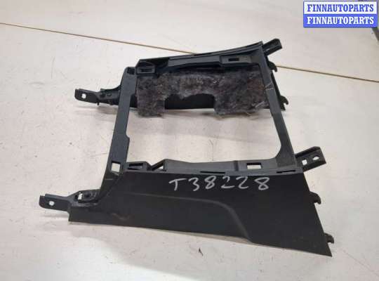 купить Пластик центральной консоли на Suzuki Grand Vitara 2005-2016