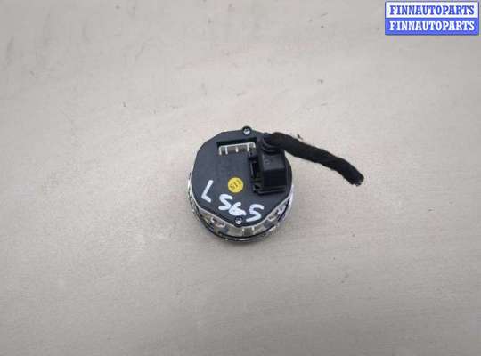 купить Кнопка регулировки подвески на Volkswagen Touareg 2002-2007