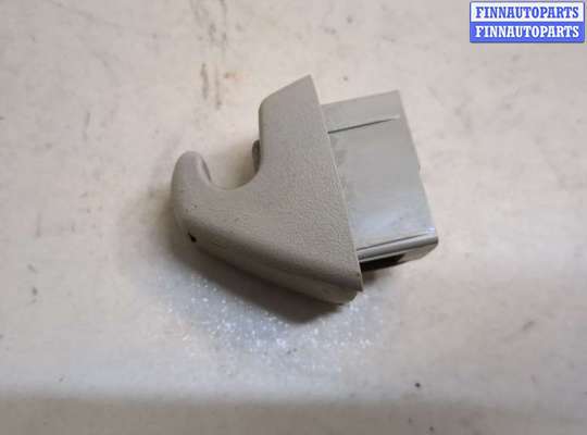 купить Кронштейн козырька солнцезащитного на Chevrolet Tahoe 2006-2014