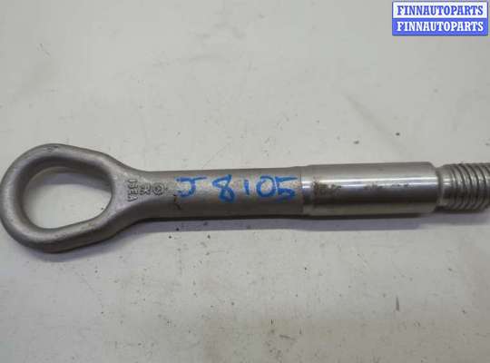 Крюк буксировочный