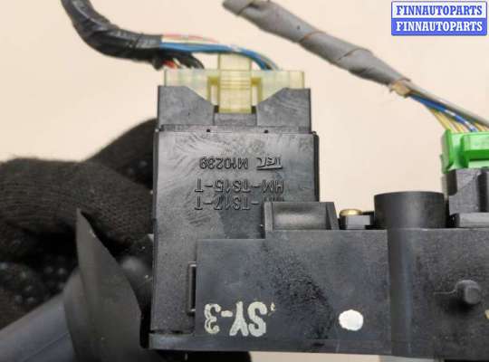 Подрулевой переключатель на Acura MDX (YD1)