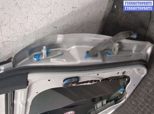 купить Стекло боковой двери на Mercedes C W204 2006-2015