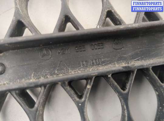 купить Заглушка (решётка) бампера на Mercedes E W211 2002-2009