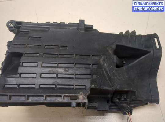купить Корпус воздушного фильтра на Mercedes C W203 2000-2008