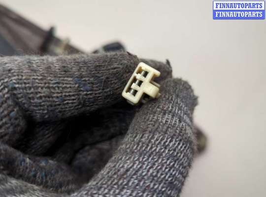 купить Зеркало боковое на Pontiac Vibe 1 2002-2008