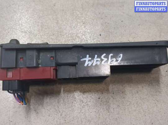 купить Кнопка стеклоподъемника (блок кнопок) на Volvo S40 / V40 1995-2004