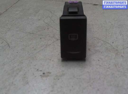 купить Кнопка обогрева стекла на Volkswagen Passat 5 1996-2000