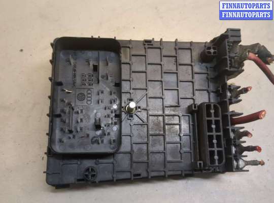 купить Блок предохранителей на Volkswagen Passat 6 2005-2010