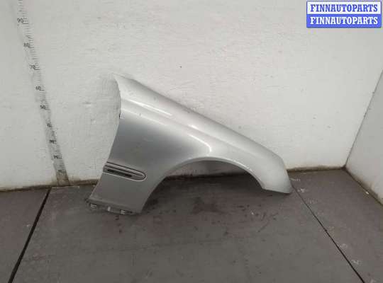 Крыло MB1723920 на Mercedes C W203 2000-2008