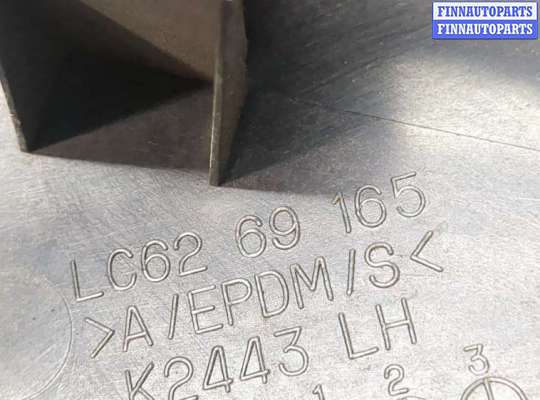 купить Накладка на зеркало на Mazda MPV 1999-2006