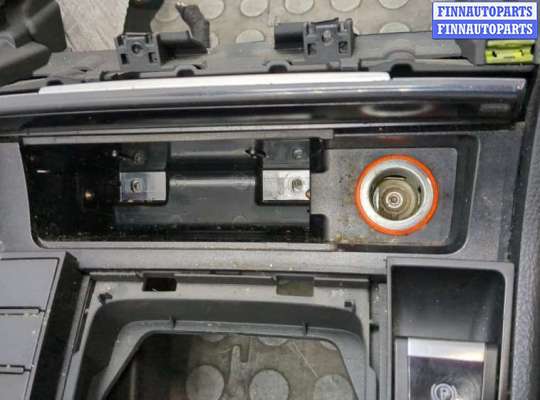 купить Консоль салона (кулисная часть) на Volkswagen Passat 7 2010-2015 Европа