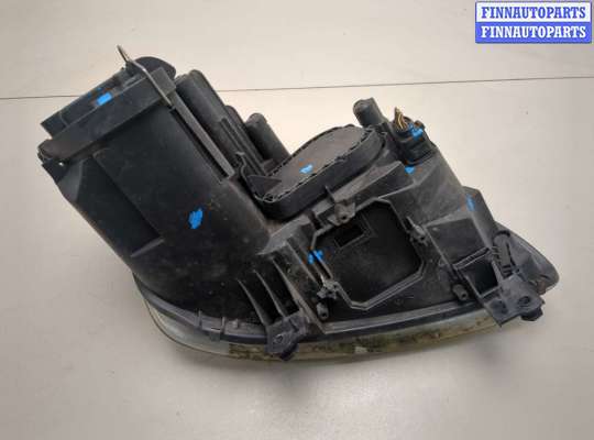 Фара передняя на Volkswagen Touran I (1T)