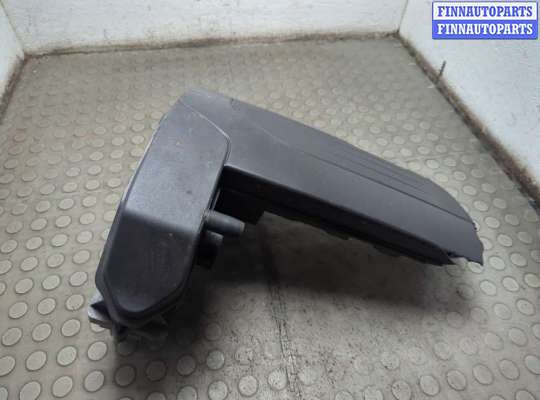 Корпус воздушного фильтра RN1589394 на Renault Clio 2009-2012