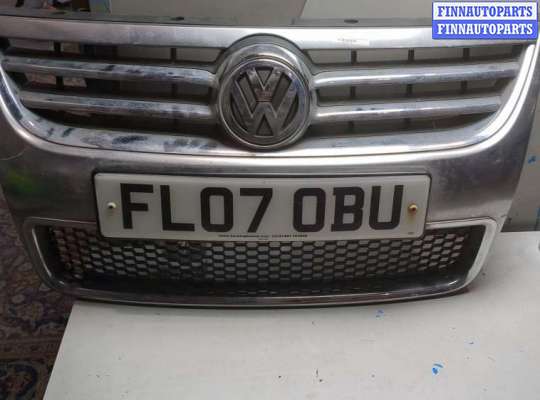 купить Решетка радиатора на Volkswagen Touareg 2006-2010