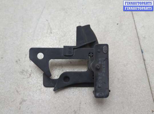 Замок капота MB1684995 на Mercedes E W212 2009-2016