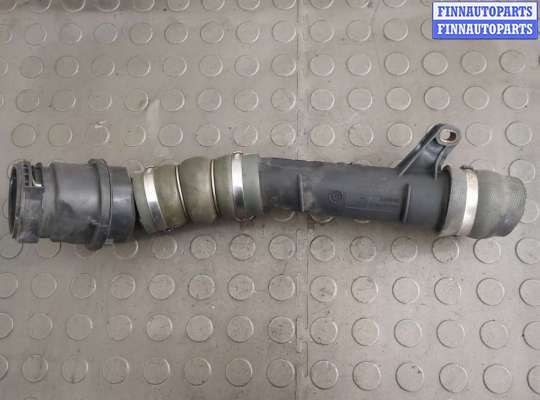 Патрубок (трубка, шланг) на Renault Megane III